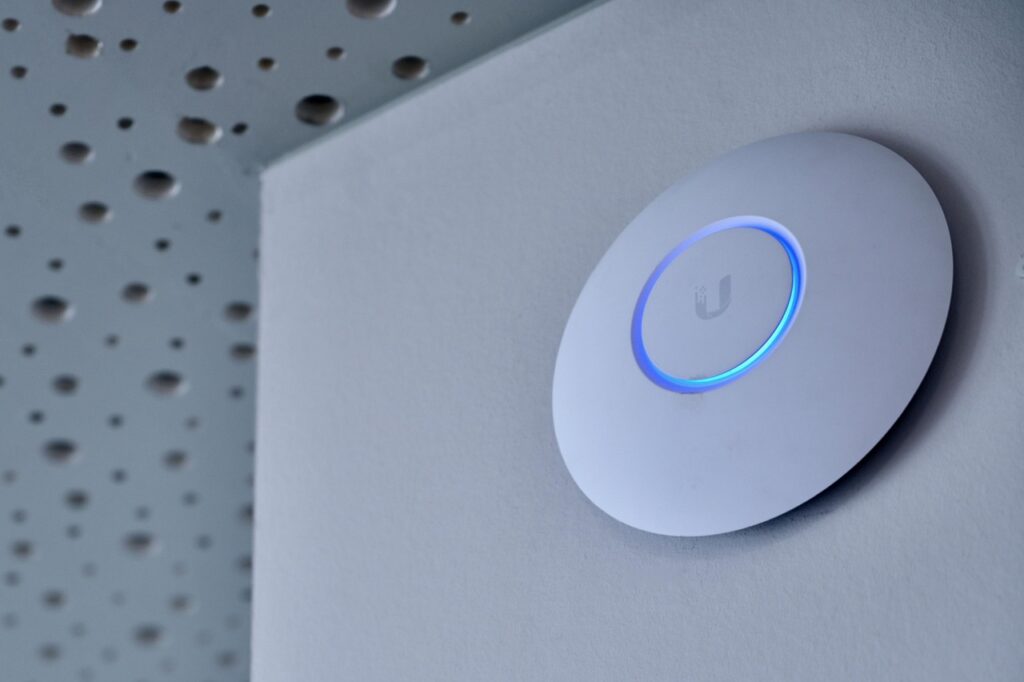 access point, internet, wifi, wlan, router, access, network, wireless, wi-fi connection, networking, antennas, ubiquiti, unifi, ap ac lite, access point, access point, access point, access point, access point, router, router, ubiquiti